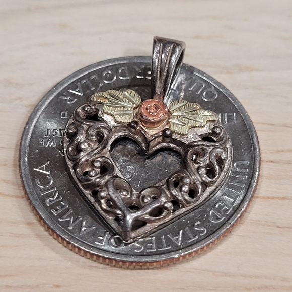 Black Hills Filigree Heart \U0026 Rose Sterling and 10K Gold - Picture 3 of 6